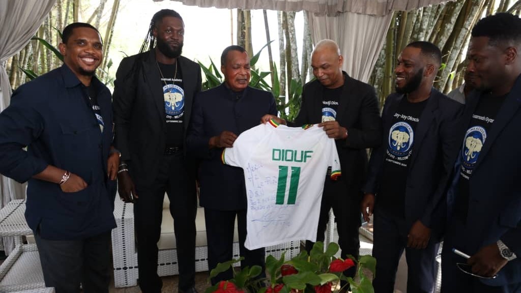 Cinq africains, joueurs internationaux de football soutiennent la création de l’académie de football de l’Alima à Oyo
