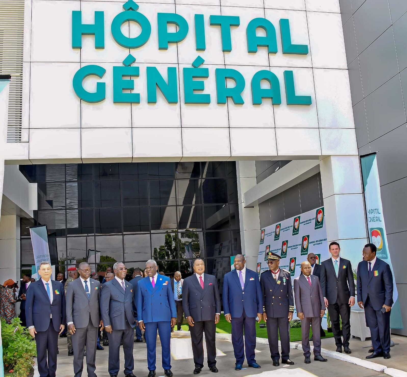 Accès aux soins de qualité : l’hôpital général de Ouesso mis en service.